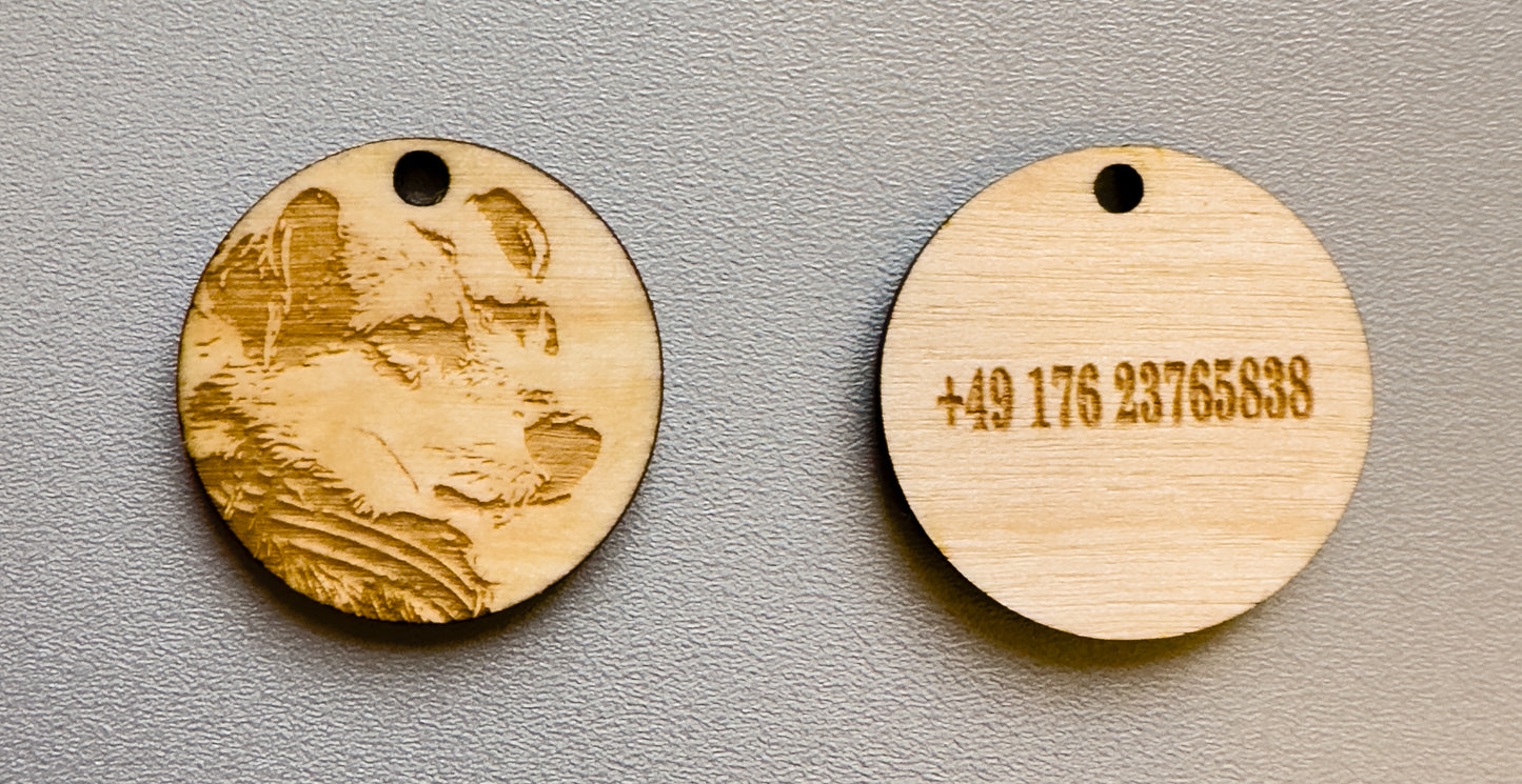 Personalisierte Hundemarke aus Holz